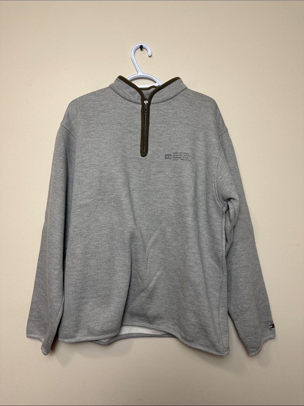 Y2k Tommy Hilfiger Grey Quarter-Zip Pullover with Olive Trim size M